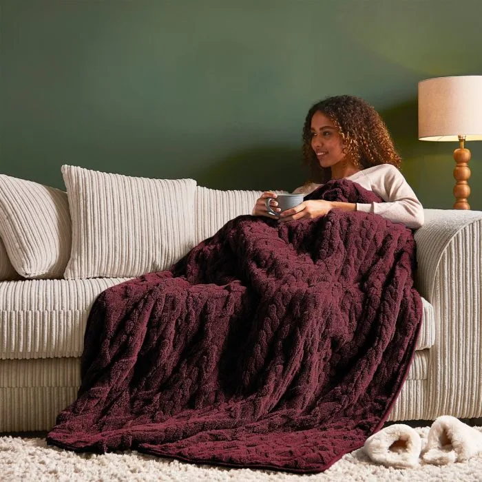 Silentnight Luxury Super Cosy Heated Throw